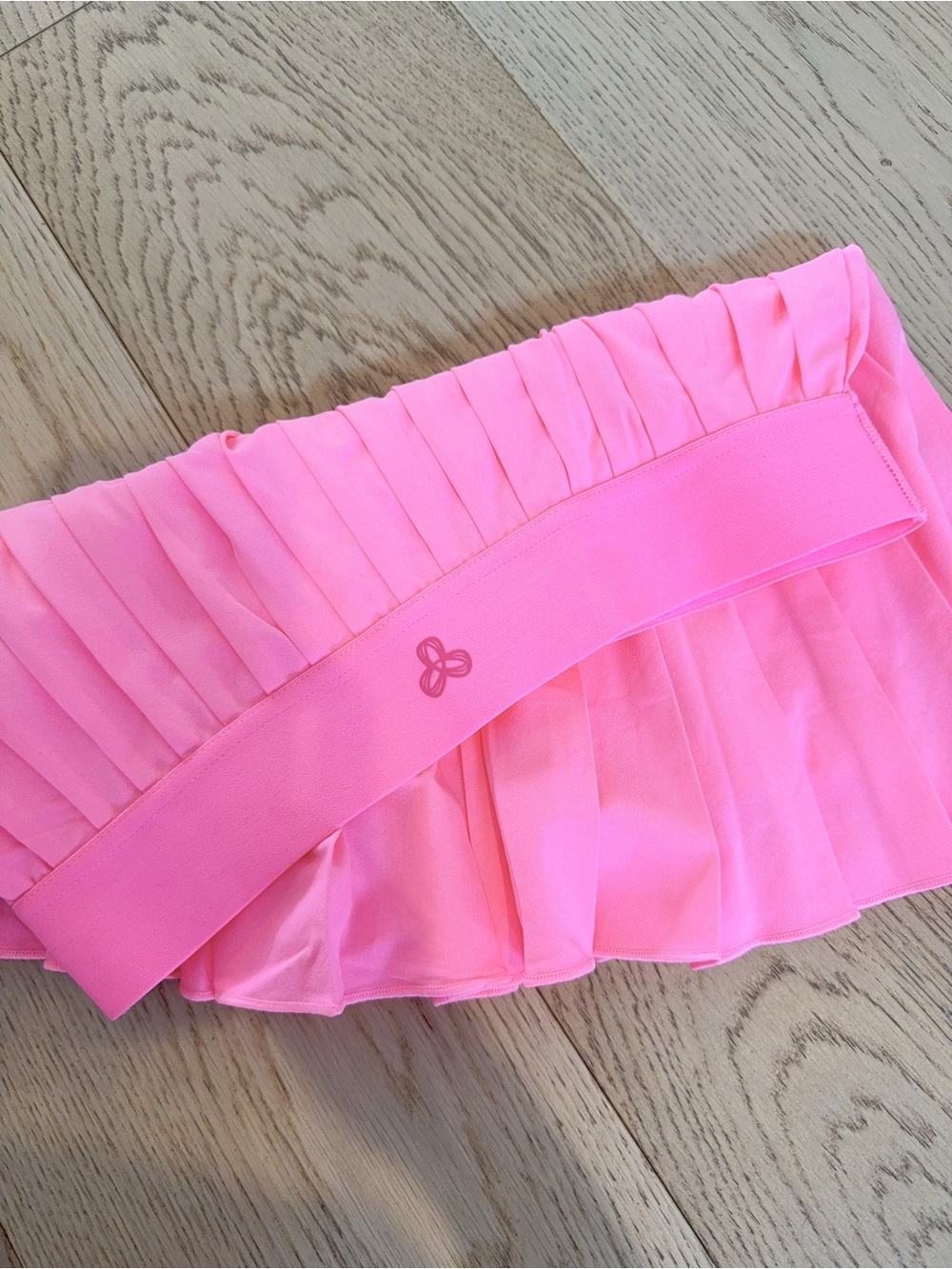 NWT 109689 Aritzia TNA move tennis micro skort gumball pink S - Picture 3 of 6